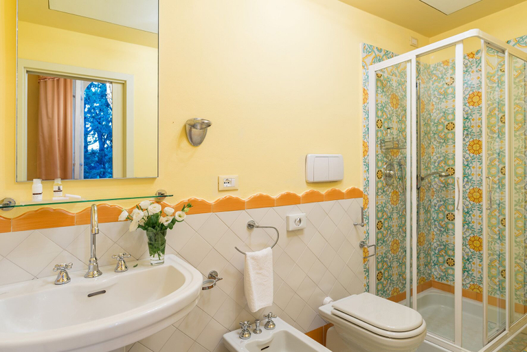Bathroom 5, Relais Villa al Vento, Florence
