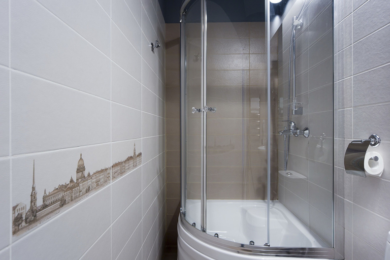 Bathroom 3, Sokroma Wow, Sankt-Peterburg gorsovet