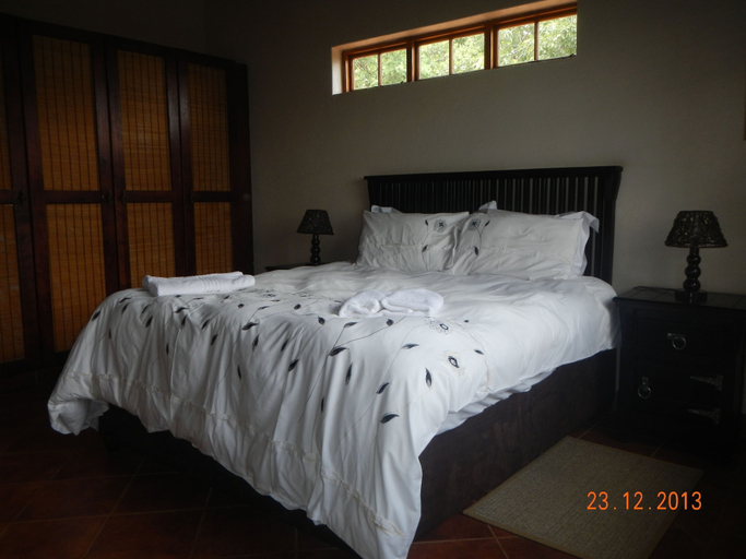 Bedroom 3, Amafu Forest Lodge, Mopani