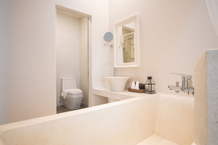 Bathroom 5, Little Nyonya Hotel, Phuket Island