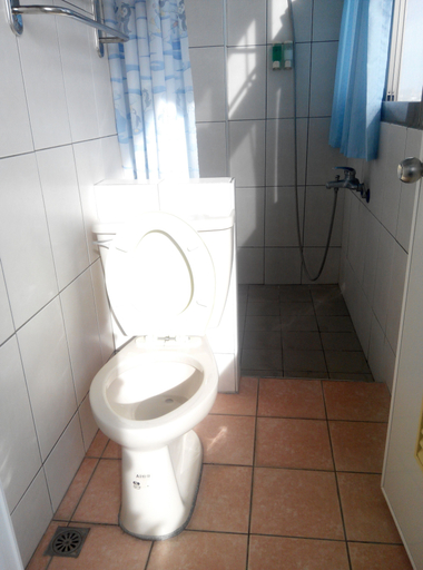 Bathroom 4, Taitung Travel Hostel, Taitung