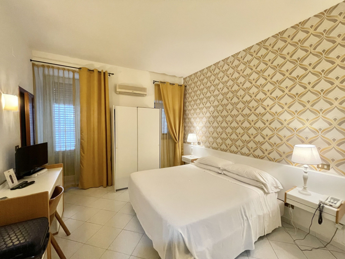 Bedroom 4, Hotel Posta, Palermo