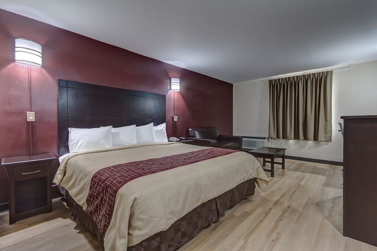 Bedroom 3, Red Roof Inn Van Horn, Culberson