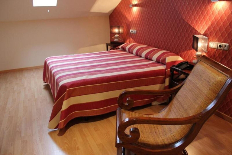 Bedroom 3, Hospedium Hotel Vittoria Colonna, Valladolid