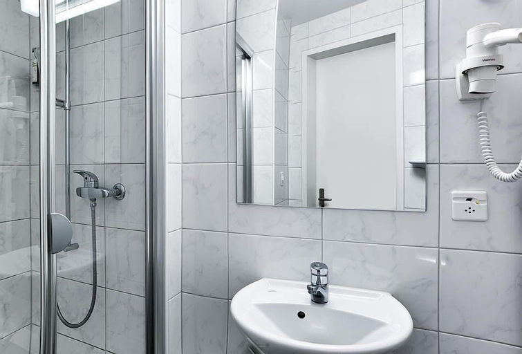 Bedroom 5, Pilatus Kulm Hotels, Luzern