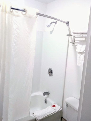 Bedroom 4, Econo Lodge Milldale - Southington, Hartford