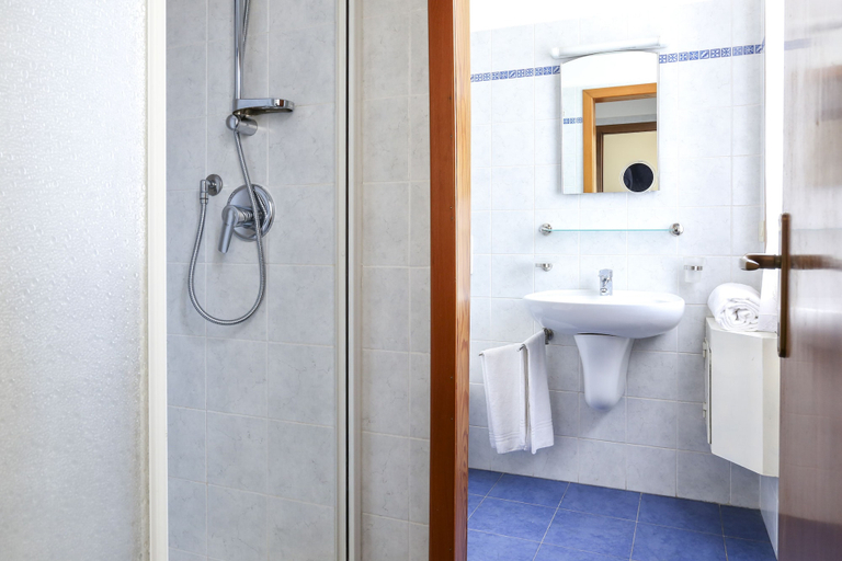 Bathroom 5, InLaguna, Venezia