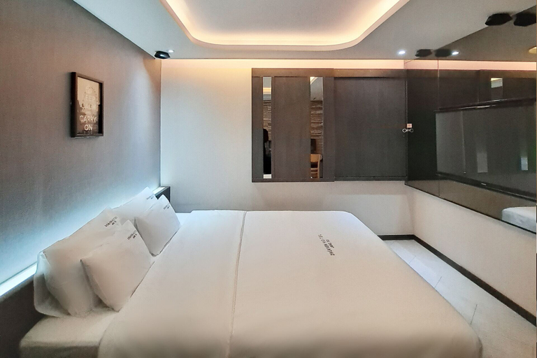 Bedroom 3, 2Heaven Hotel, Gimhae