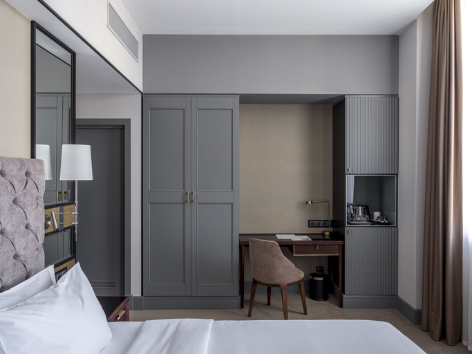 Bedroom 2, Chekhoff Hotel Moscow Curio Collection by Hilton, Northern
