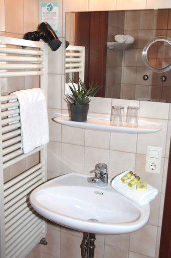Bathroom 5, Hotel an der Sonne, Schwarzwald-Baar-Kreis