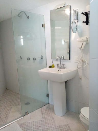 Bathroom 5, Best Western Plus Luna del Mar, Manzanillo