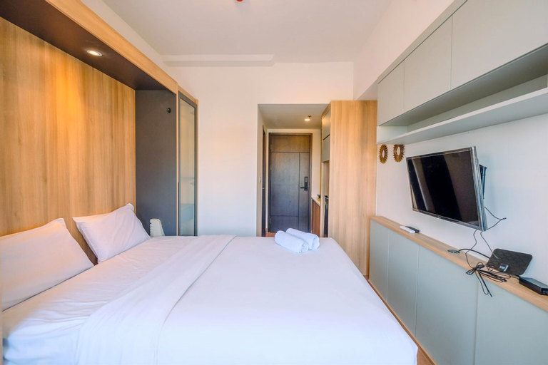 Best Deal and Comfort Studio Citra Living Apartment By Travelio, West Jakarta