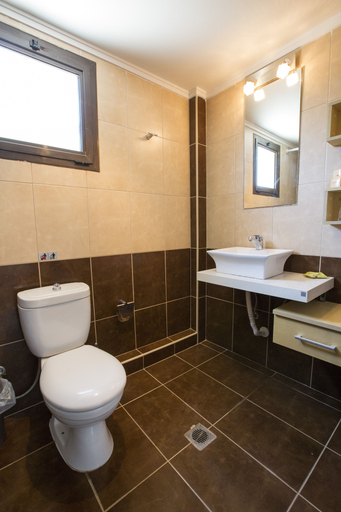 Bathroom 5, Elani Bay Resort, Central Macedonia