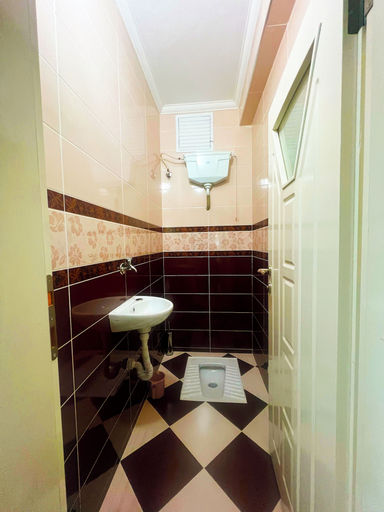 Bathroom 5, Seabird Suite Hotel, Arsin