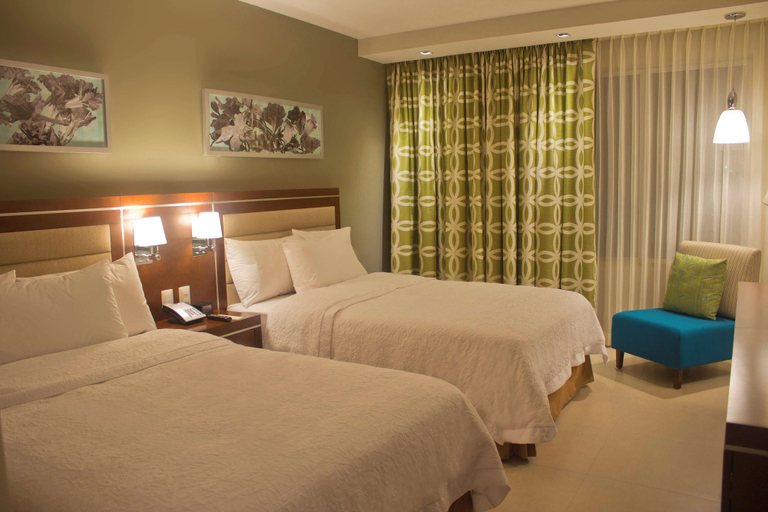 Bedroom 3, Hampton Inn by Hilton Merida, Mérida