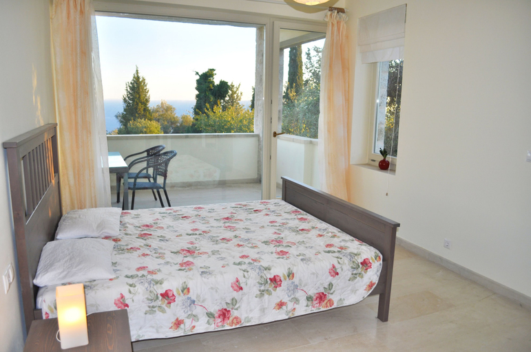 Bedroom 2, Lemoni Apartments, Ionian Islands