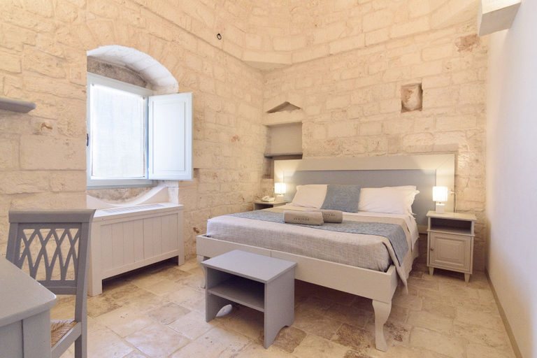 Bedroom 3, Masseria Ayroldi, Brindisi