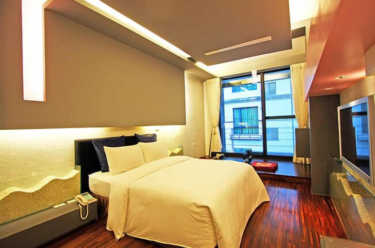 Bedroom 1, Gold Sandy Beach Hotel, Pingtung