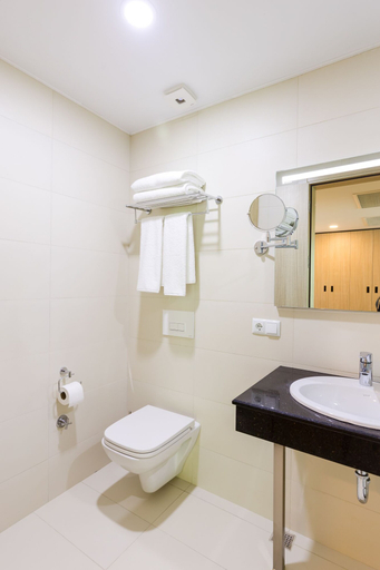 Bathroom 5, Best Western Premier Batumi, Batumi