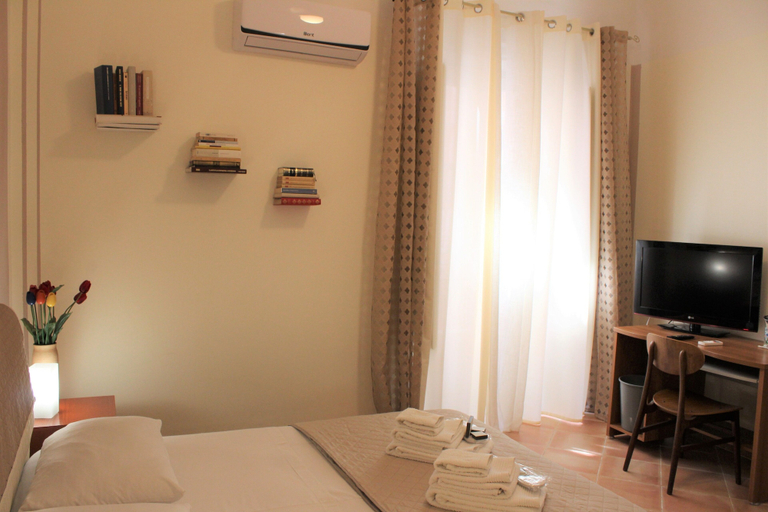 Bedroom 3, Palazzo Cutelli LGBTQ House, Palermo