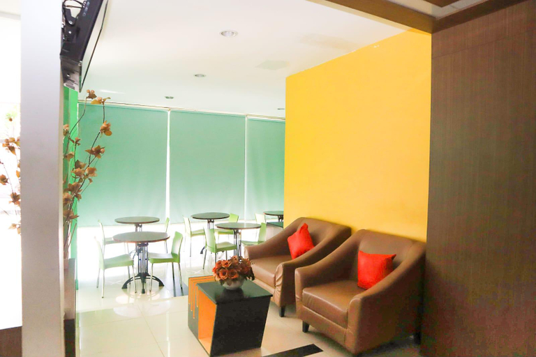Public Area 2, De Nearby Hotel, Manado