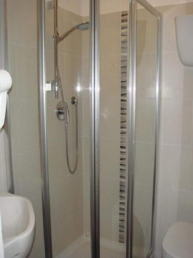 Bathroom 5, Hotel La Meridiana, Arezzo