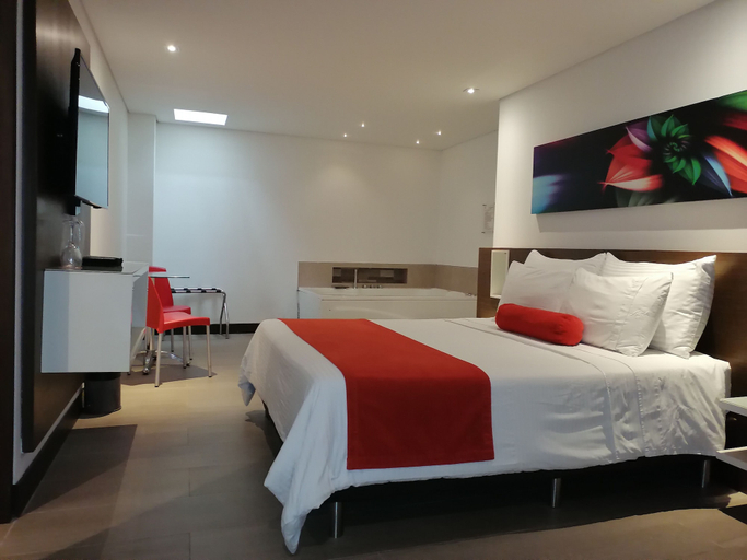 Bedroom 2, Loyds Hotel, Medellín