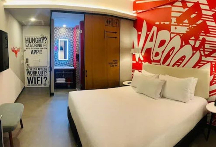 Bedroom 3, Radisson RED Miraflores, Lima