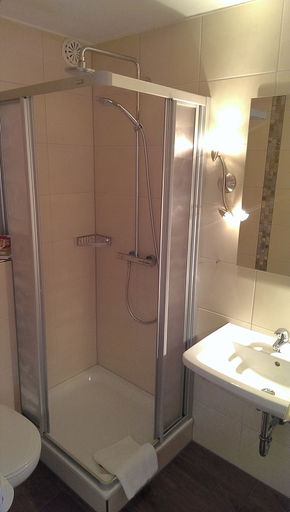Bathroom 3, Hotel Magdalenenhof Garni, Waldeck-Frankenberg