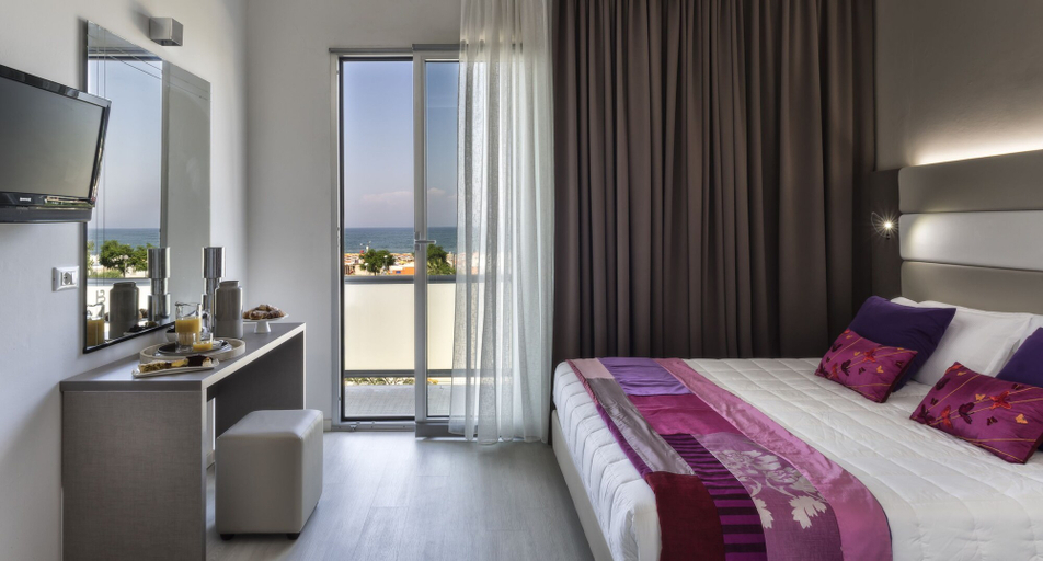 Bedroom 3, Hotel Boemia, Rimini