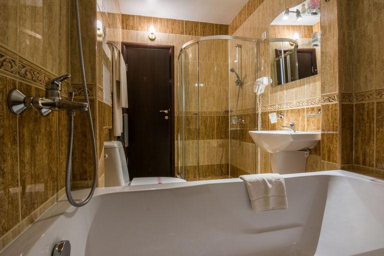 Bathroom 4, Aris Hotel Sofia, Stolichna