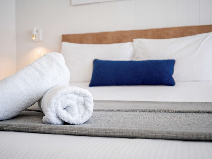 Bedroom 3, Mercure Charlestown, Lake Macquarie - North