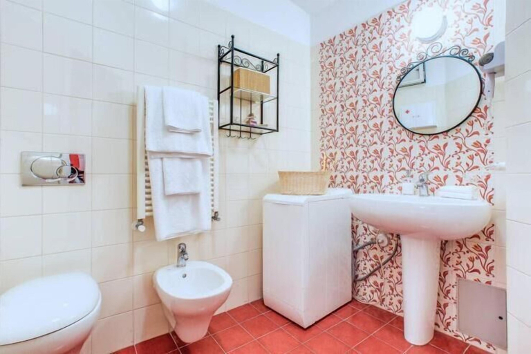 Bathroom 4, Lovely Studio in Trastevere, Rome