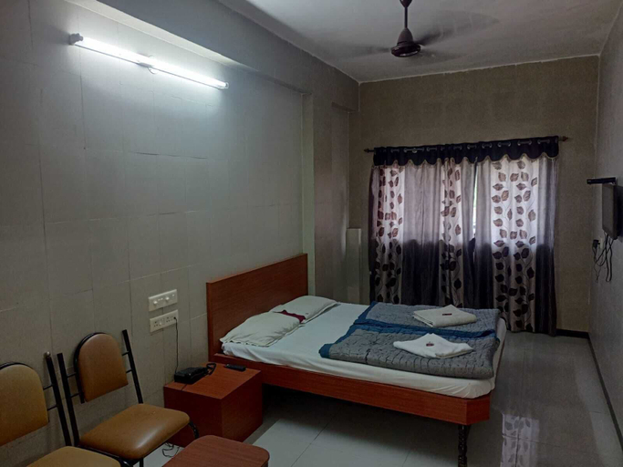 Bedroom 3, Hotel Dhruv Palace, Nashik