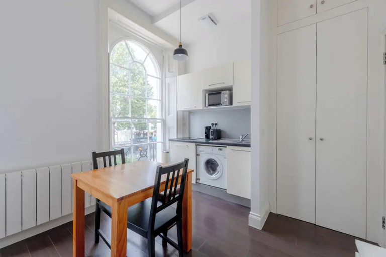 Others 4, Incredibly Located Studio Flat - Camden Town, London