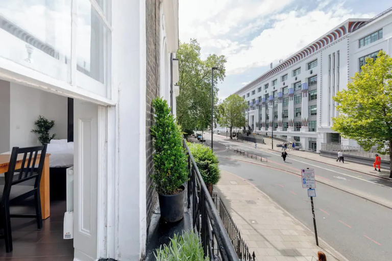 Others 5, Incredibly Located Studio Flat - Camden Town, London