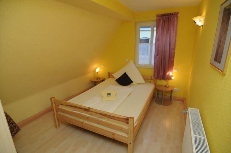 Bedroom 3, Hotel Hirsch, Fulda