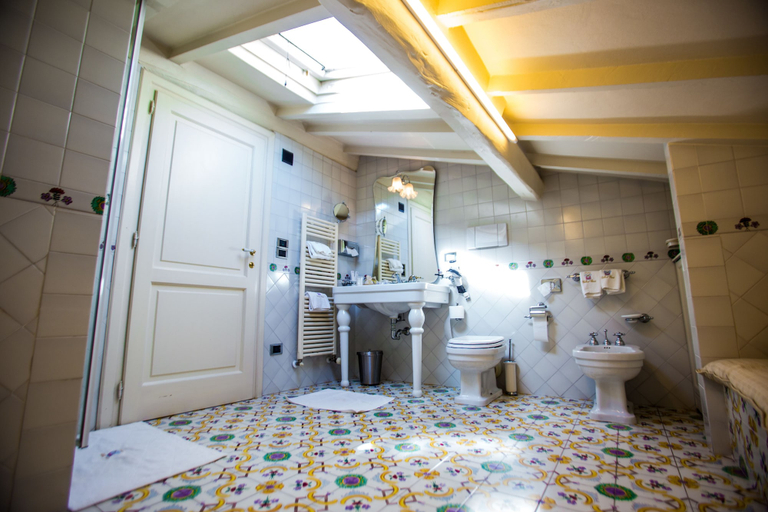 Bathroom 5, Relais Villa al Vento, Florence