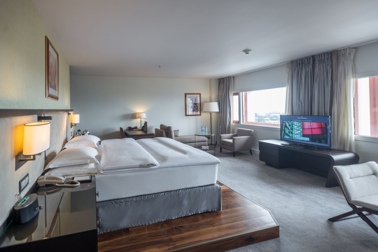 Bedroom 4, Transcorp Hilton Abuja, AbujaMun