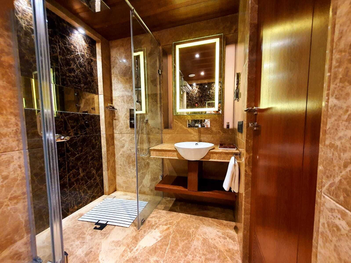 Bathroom 4, Hotel MBC Citadel Nashik, Nashik