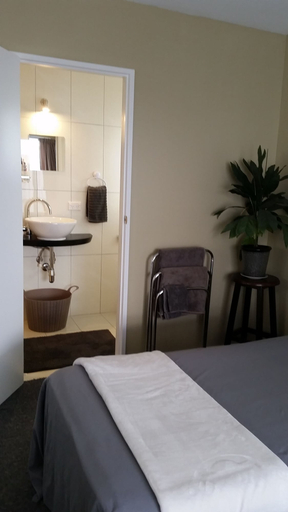 Bedroom 3, Alice House, Waitakere