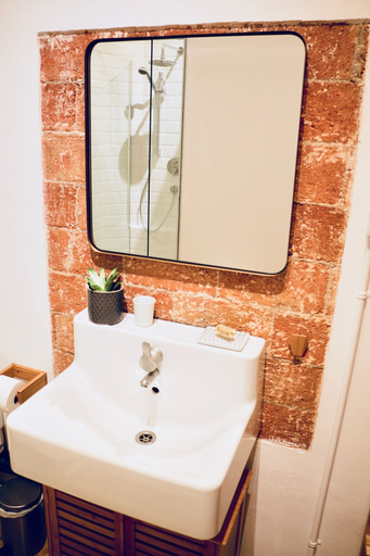 Bathroom 4, La Casa Gran B&B, Barcelona