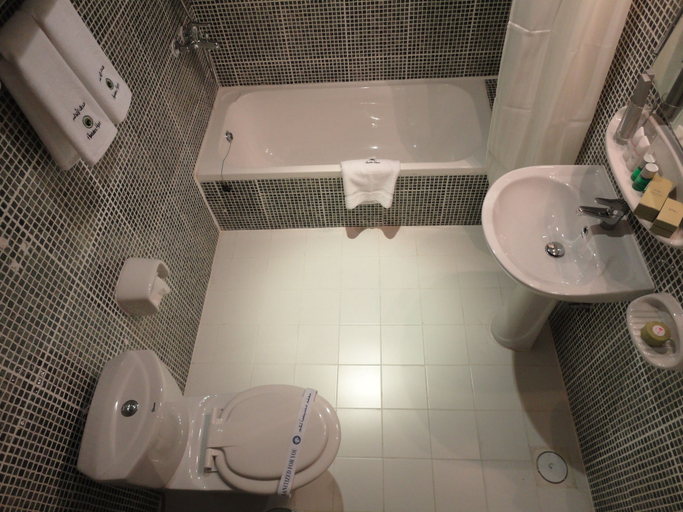 Bathroom 4, Al Andalus Plaza Hotel, Manama