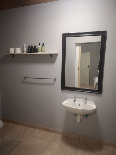 Bathroom, Tuvawa Luxury Suites, Walvisbay Urban