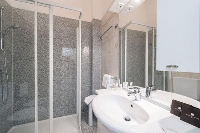 Bathroom 4, Hotel Villa Belvedere, Como