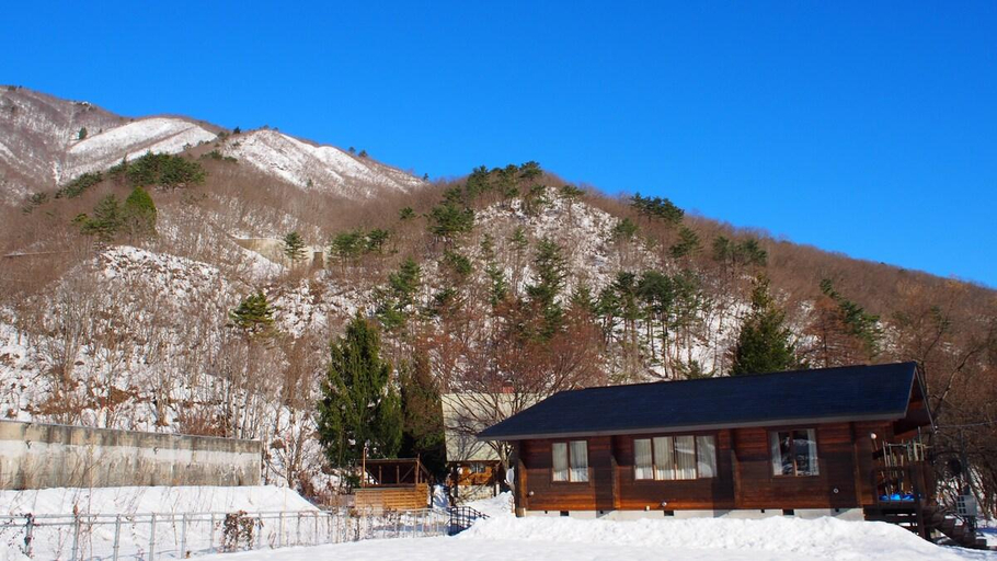 Others 2, Woodpecker Chaket|Amazing location with a CAR! !, Hakuba