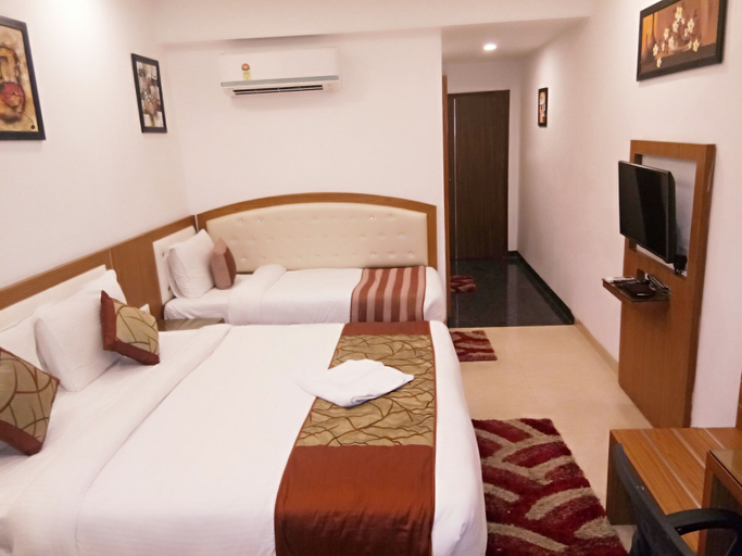 Bedroom 4, Hotel Suktara International, Darjiling