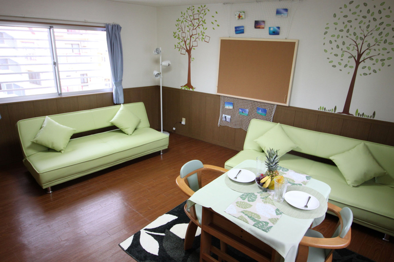 Bedroom 2, Tomarun Okinawa, Naha