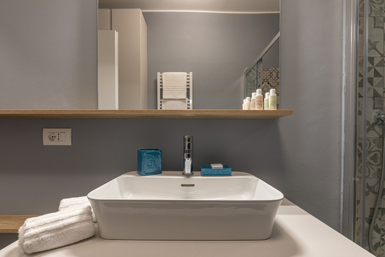Bathroom 5, BePlace Garibaldi Suites, Milano