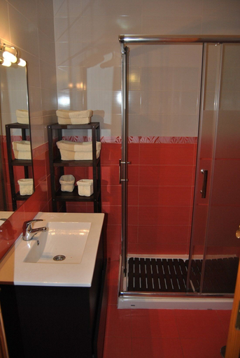 Bathroom 4, Adosadas Lambda, Granada